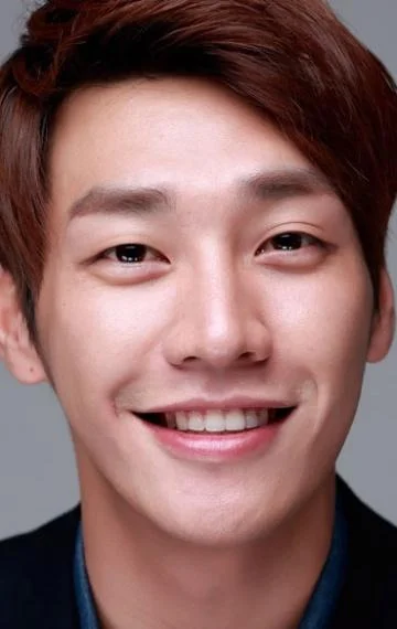 Ким Ён Кван