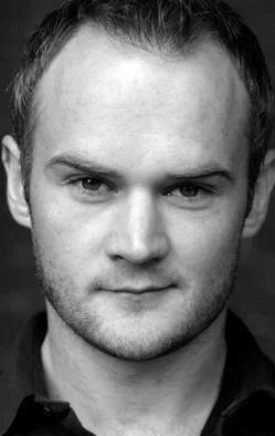 Оливер Лансли